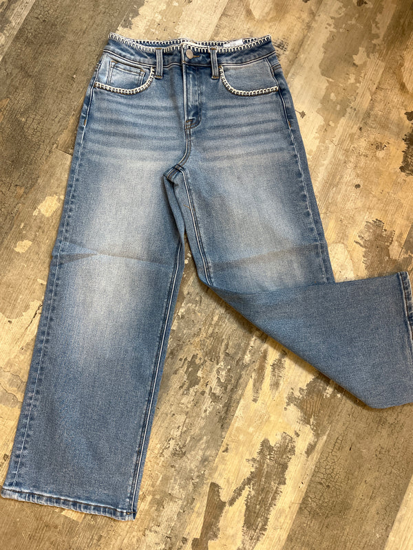 Risen High Rise Crop Wide Jeans With Embroidered Details