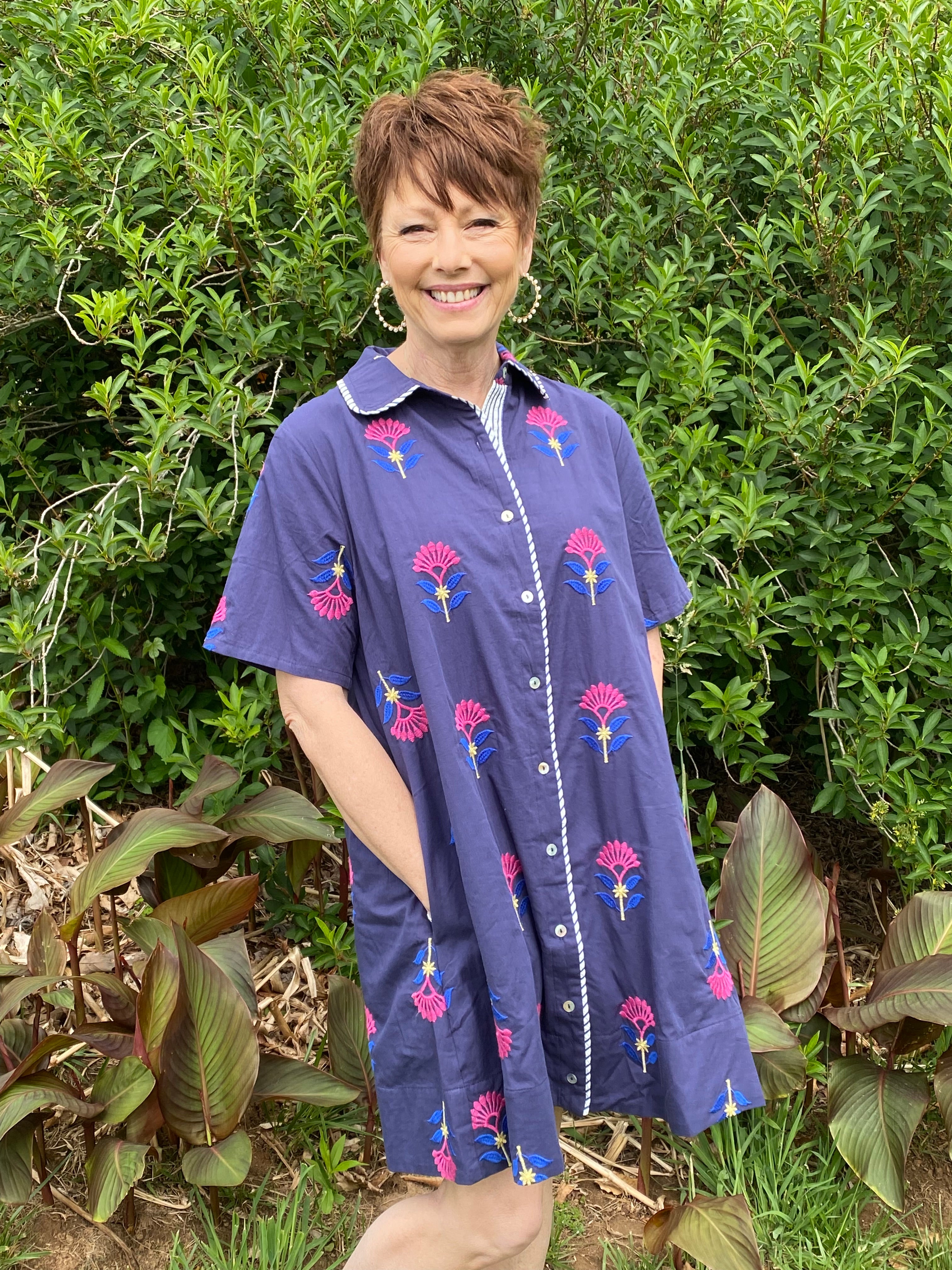 Entro-Embroidered short sleeve mini dress-Navy