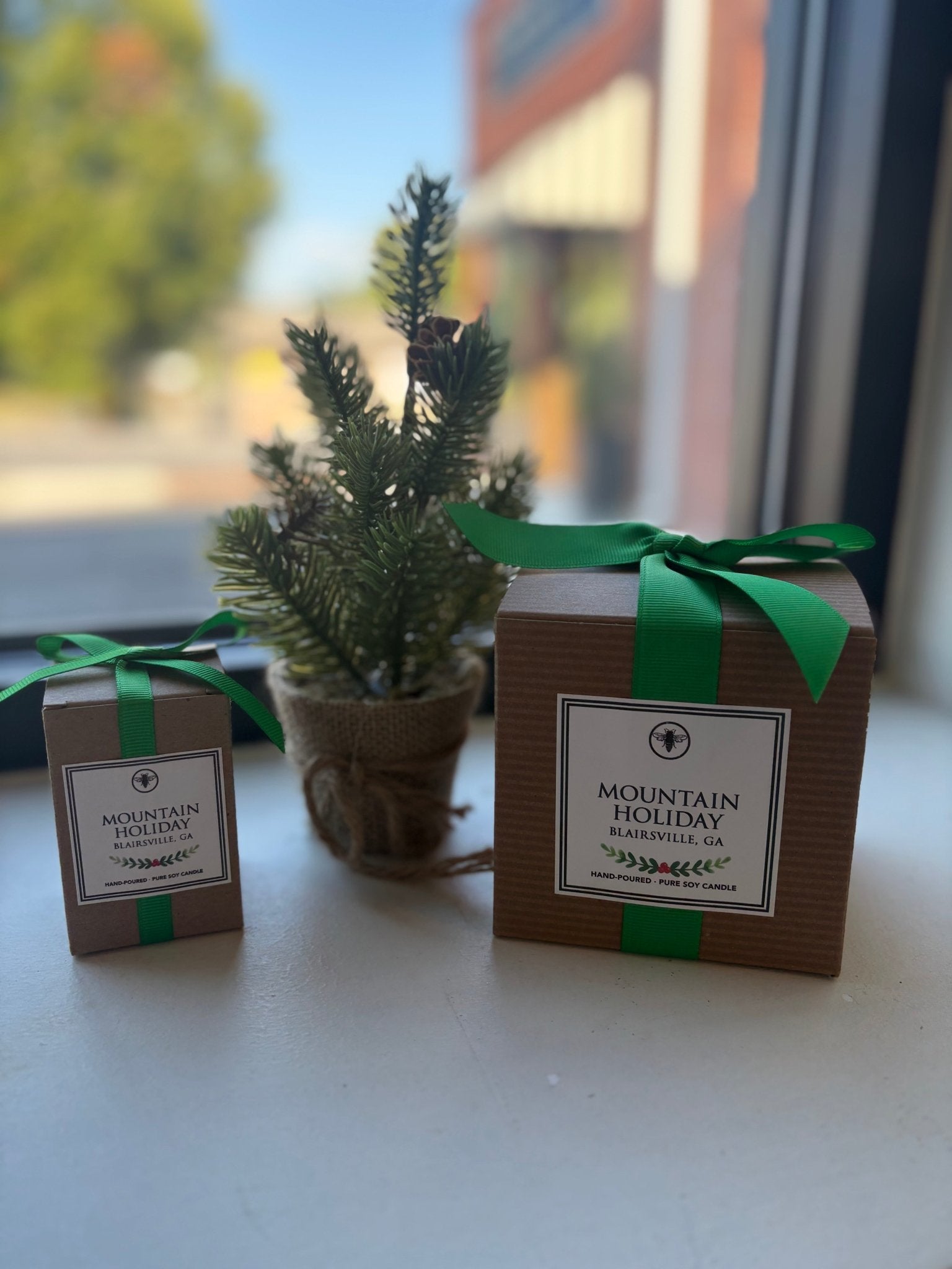 Ella B Candle - Mountain Holiday - From Me To You