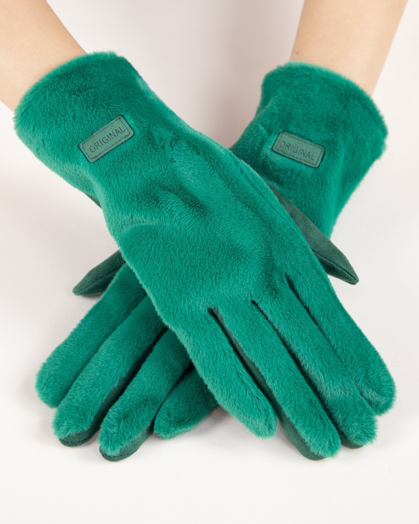 IScarf Soft Faux Fur Logo Gloves - GREEN - From Me To You