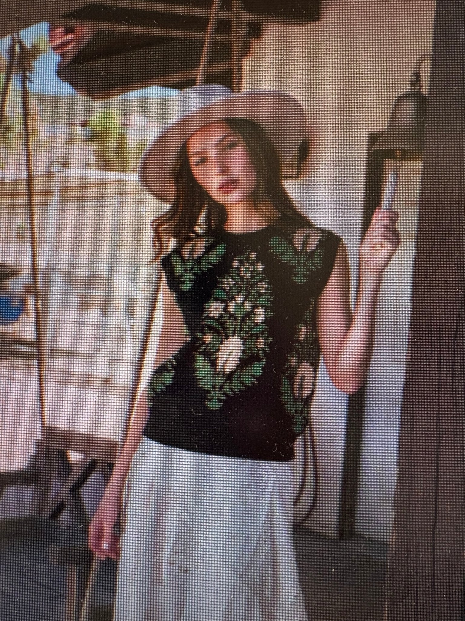 JODIFL H12670 Floral pattern lovely sweater vest - Black - From Me To You