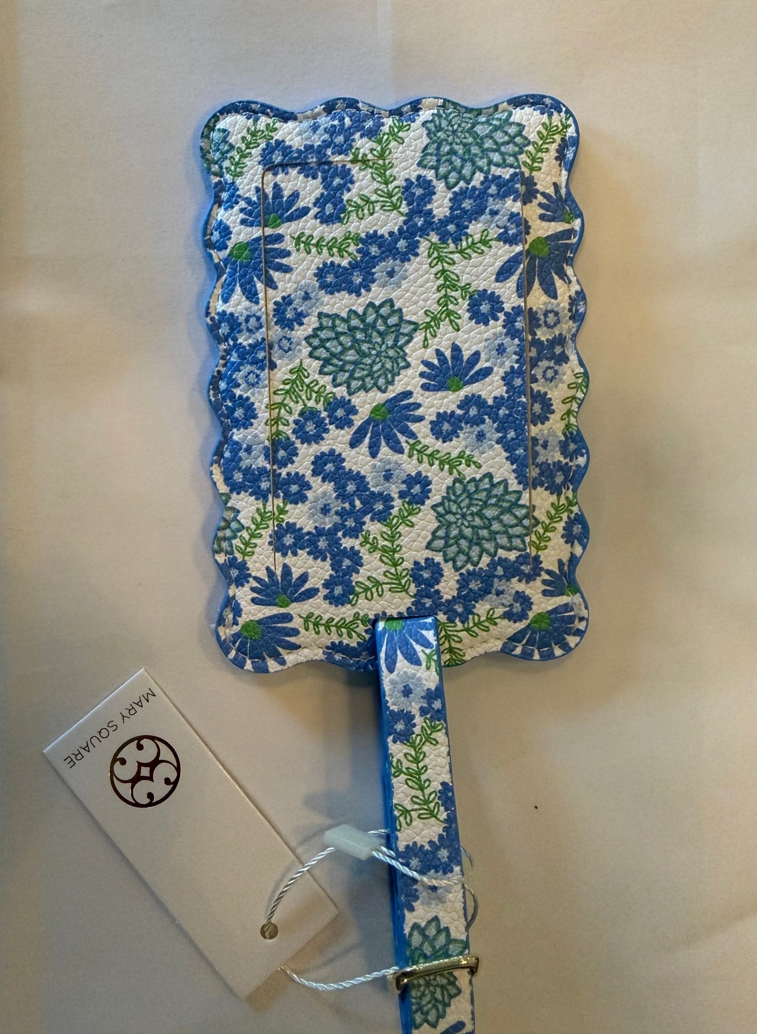 Mary Square Luggage Tag | Daisy Chain White - From Me To You