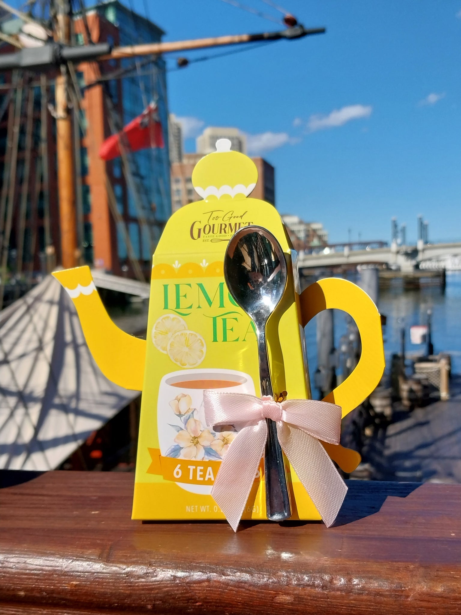 Teapot Tea with Spoon, Lemon, 6 tea bags - From Me To You